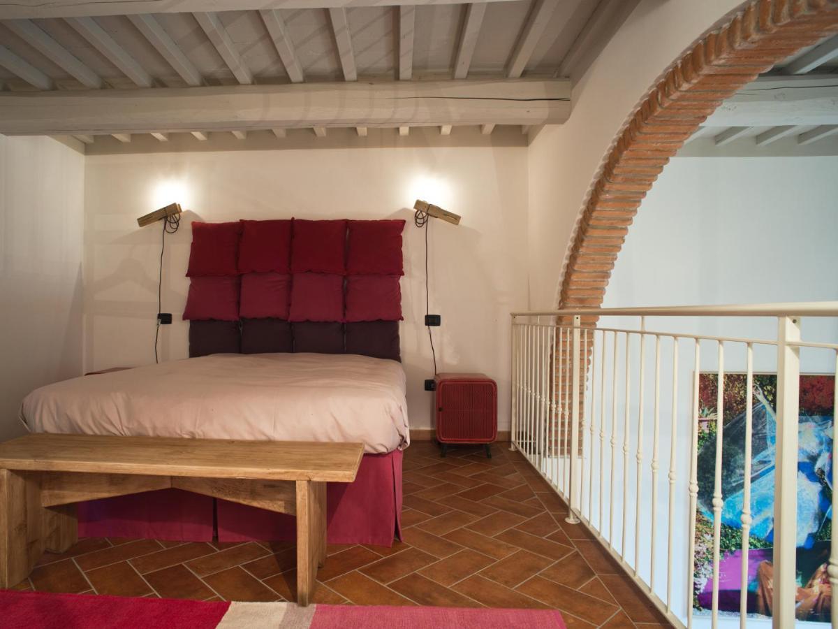 San Ruffino Apartments Lari Buitenkant foto